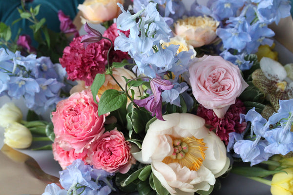  Hand-tied Bouquet Workshop, hand tied bouquet with garden roses, dianthus, peonies, delphiniums, vanda, tulips and vanda