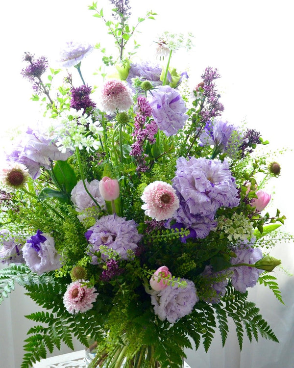 Hand-tied Bouquet Workshop, hand tied bouquet with lisianthus, lilac, tulips, scabiosa, thlaspi and daucus carota