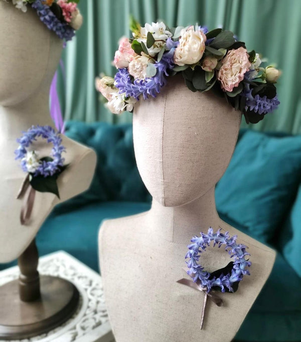 Beginner floristry course, flower crown and corsage with roses, ornithogalum and hyacinth floret chains